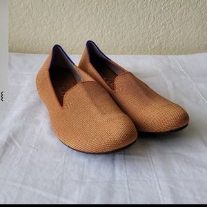 Rothy's The Loafer in Fawn Size 6